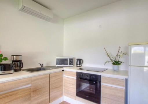 Appartement Tranquille En Bas De Villa Afa Exterior foto